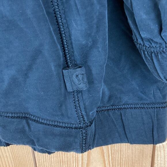 Lululemon Women's Open Hooded Cardigan/Wrap, Black - Size 10 - Picture 4 of 6